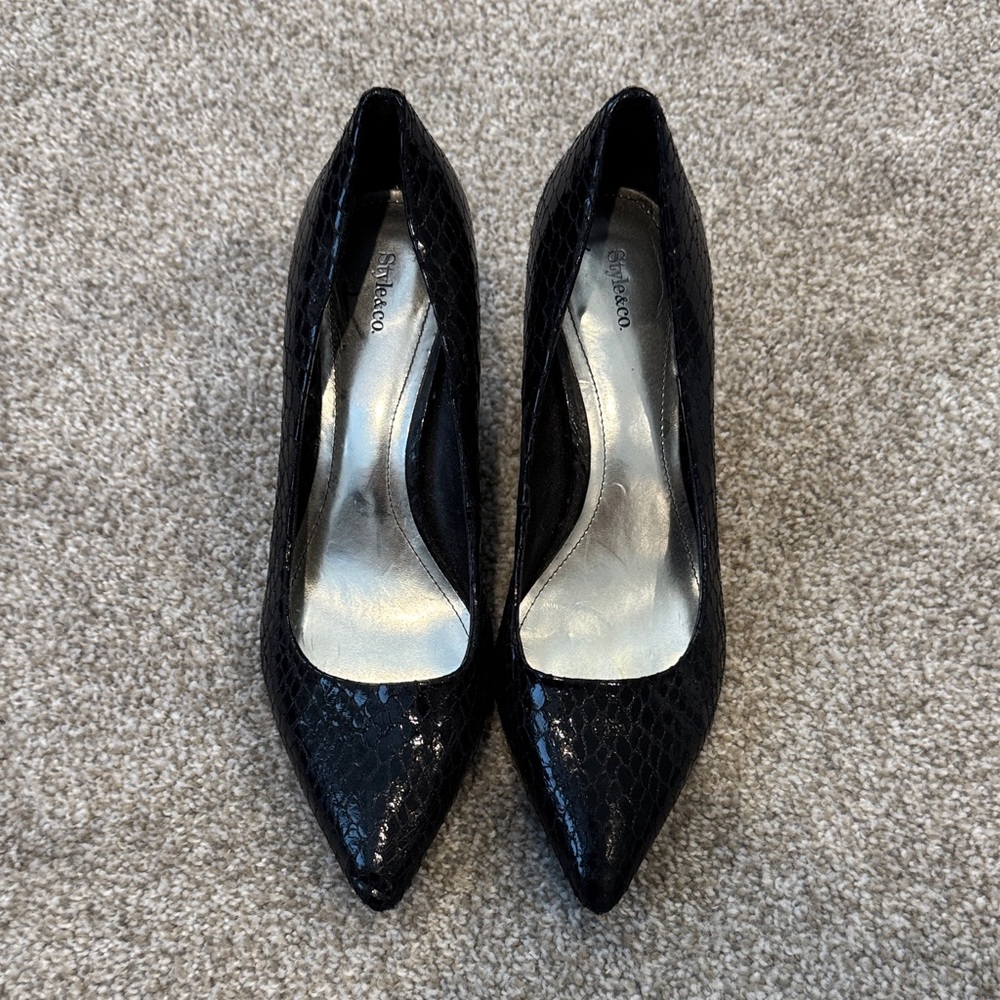 Style & Co. Black Textured Heels